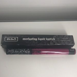 Kat Von D Makeup - Kay Von D liquid lipstick💄 Kat Von D Makeup - Kay Von D liquid lipstick💄
